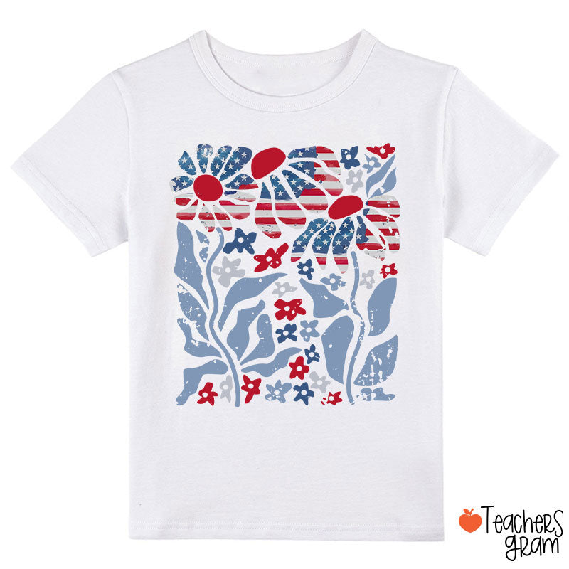 Boho Patriotic Daisy American Flag Floral Class T-Shirt