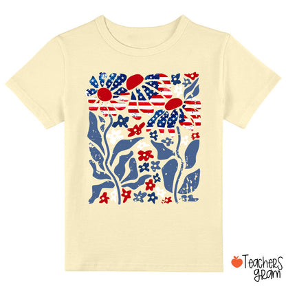 Boho Patriotic Daisy American Flag Floral Class T-Shirt