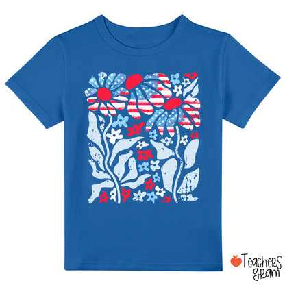 Boho Patriotic Daisy American Flag Floral Class T-Shirt